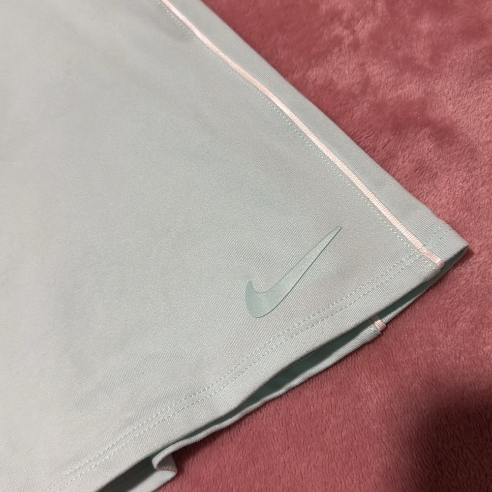 Nike Dri fit skirt - Picture 2 of 6